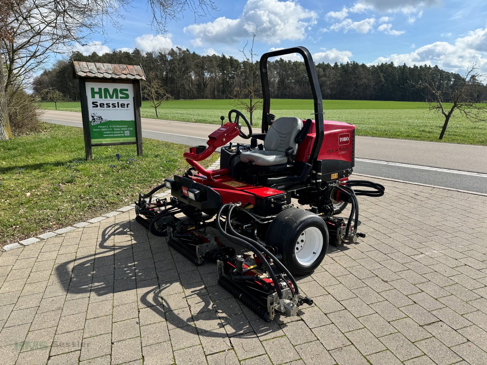 Spindelmäher van het type Toro Reelmaster 3555, Gebrauchtmaschine in Weidenbach (Foto 1)