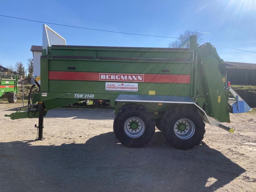 Stalldungstreuer van het type Bergmann TSW 3140 T Universalstreuer, Neumaschine in St. Marienkirchen (Foto 9)