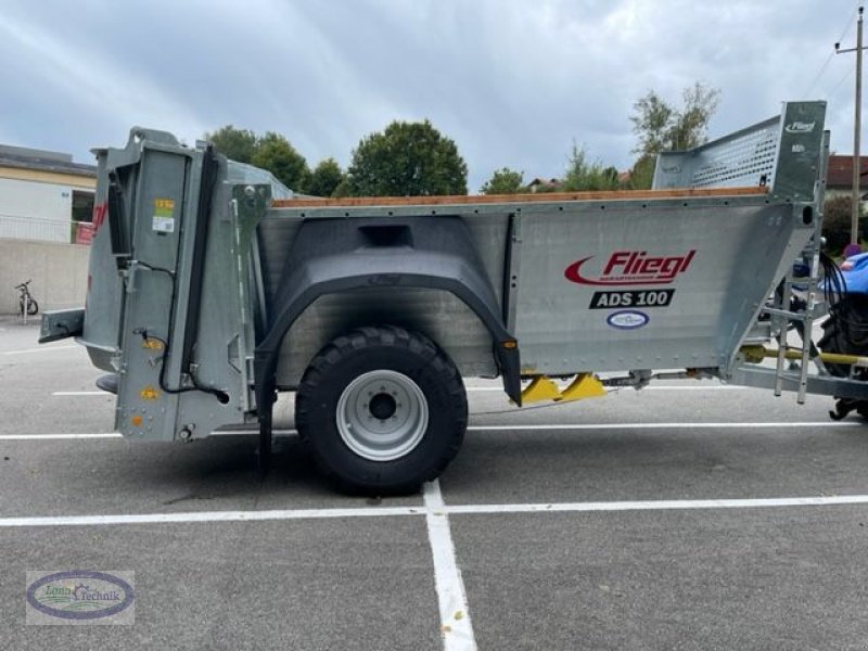 Stalldungstreuer des Typs Fliegl ADS 100, Neumaschine in Münzkirchen (Bild 11)