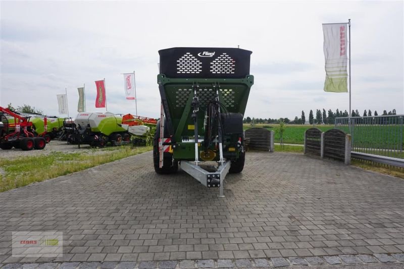 Stalldungstreuer van het type Fliegl KDS 120 JUNIOR VFM, Vorführmaschine in Töging am Inn (Foto 2)