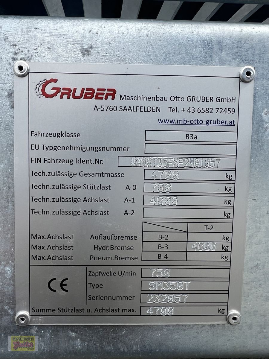 Stalldungstreuer of the type Gruber SM 350T, Neumaschine in Kötschach (Picture 13)