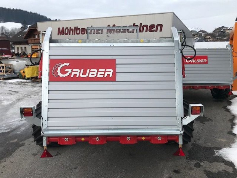 Stalldungstreuer van het type Gruber Stall-, Bergmiststreuer SM380T Tieflader, Neumaschine in Tamsweg (Foto 11)