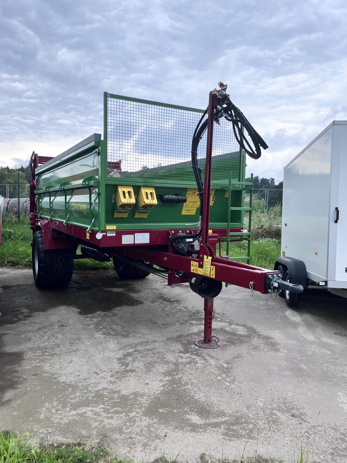 Stalldungstreuer tip Strautmann CS 95, Neumaschine in Gross-Bieberau (Poză 2)