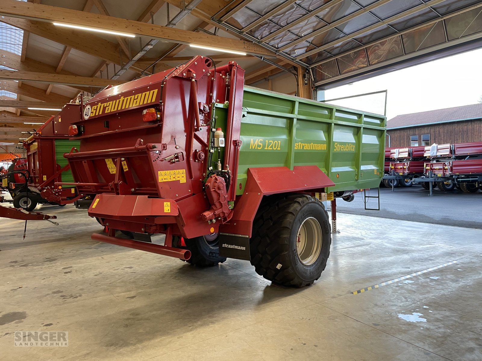 Stalldungstreuer типа Strautmann MS 1201 Breitstreuwerk, Neumaschine в Ebenhofen (Фотография 3)