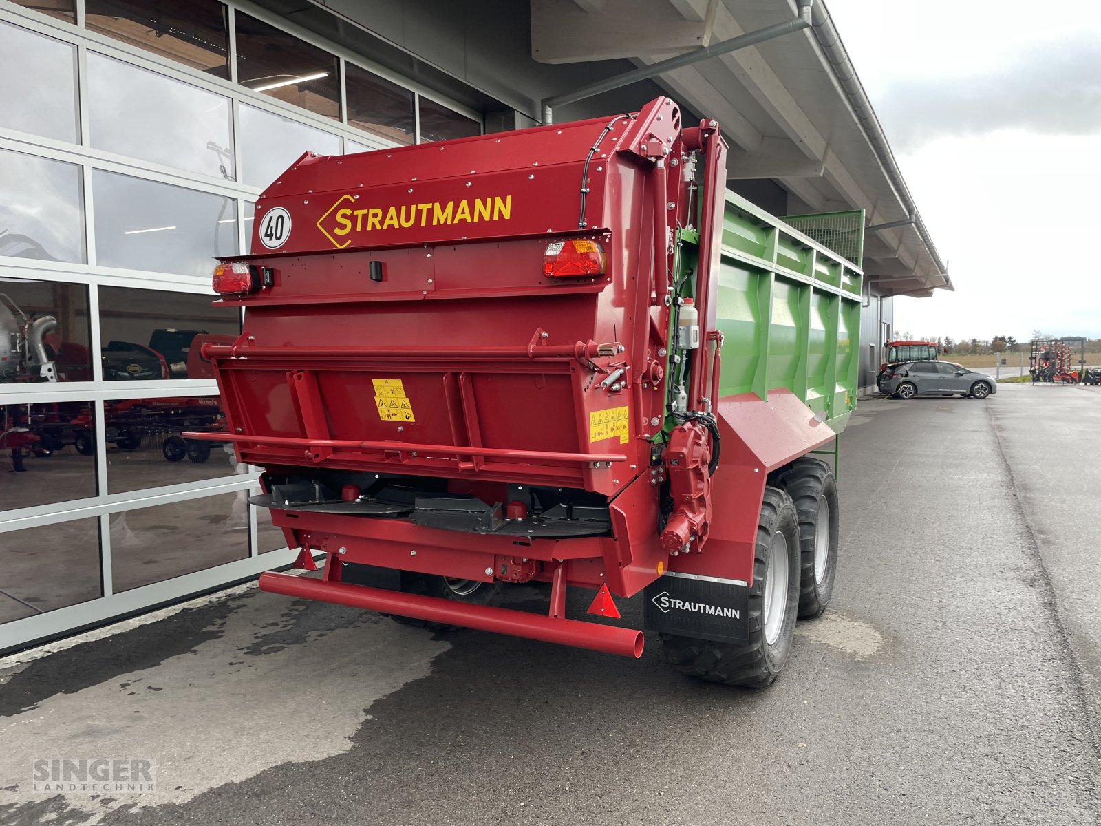 Stalldungstreuer tip Strautmann MS 1401 Vorführmaschine, Neumaschine in Ebenhofen (Poză 6)