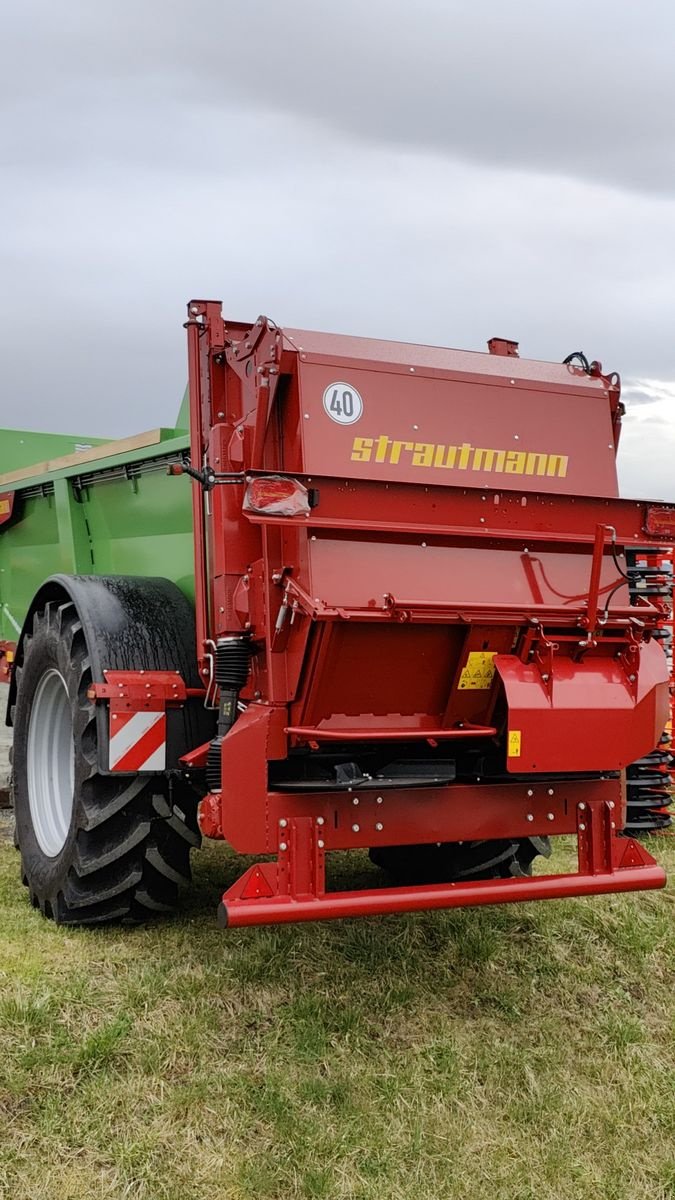 Stalldungstreuer van het type Strautmann TS 160, Neumaschine in Kirchschlag (Foto 8)