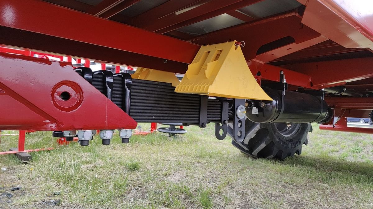 Stalldungstreuer van het type Strautmann TS 160, Neumaschine in Kirchschlag (Foto 4)