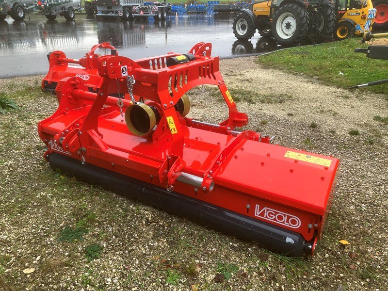 Steinezerkleinerer van het type Vigolo TX/R 250, Neumaschine in Domdidier (Foto 2)