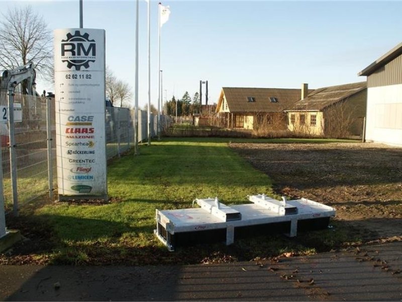 Straßenkehrmaschine of the type Fliegl Lion Sweeper 2000, Gebrauchtmaschine in Aalestrup (Picture 1)