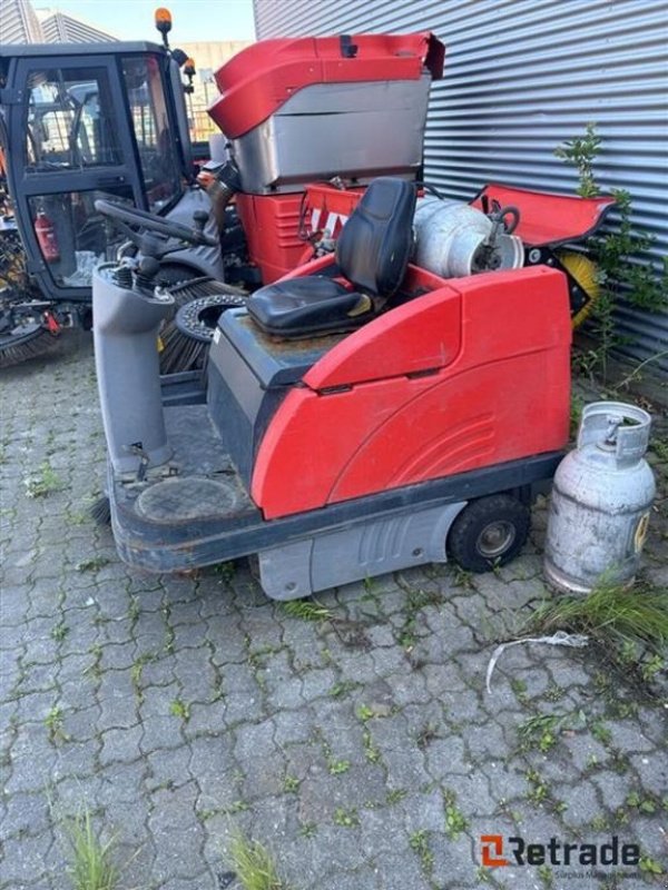 Straßenkehrmaschine tipa Hako Jonas 980, Gebrauchtmaschine u Rødovre (Slika 5)