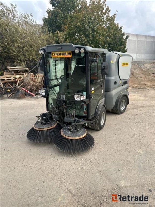 Straßenkehrmaschine van het type Kärcher MC 130, Gebrauchtmaschine in Rødovre (Foto 3)