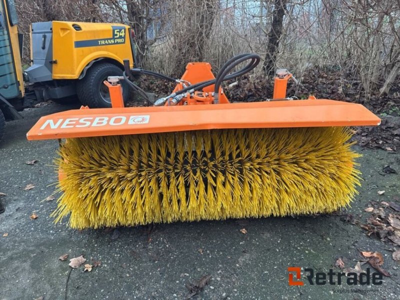 Straßenkehrmaschine типа Sonstige FH-1300 P, Gebrauchtmaschine в Rødovre (Фотография 1)