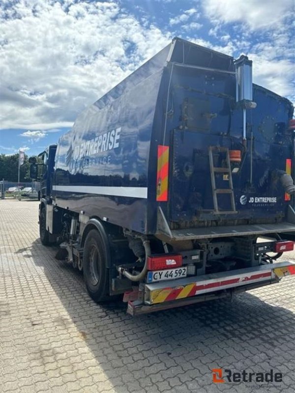 Straßenkehrmaschine του τύπου Sonstige SCANIA P250 FEJESUGEBIL, Gebrauchtmaschine σε Rødovre (Φωτογραφία 4)