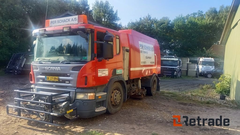 Straßenkehrmaschine van het type Sonstige Scania P270 Feje Sugebil / Sweeper Suction truck, Gebrauchtmaschine in Rødovre (Foto 1)