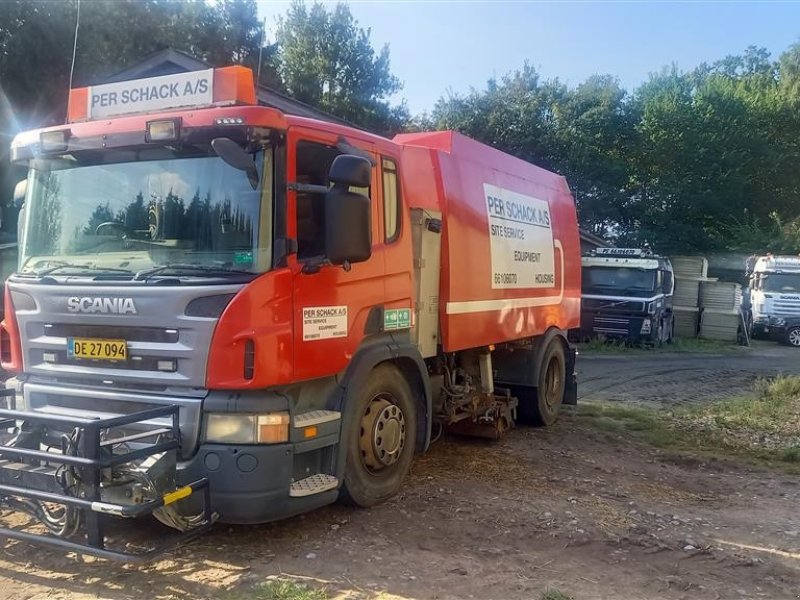 Straßenkehrmaschine типа Sonstige Scania P270 Feje Sugebil, Gebrauchtmaschine в Faaborg