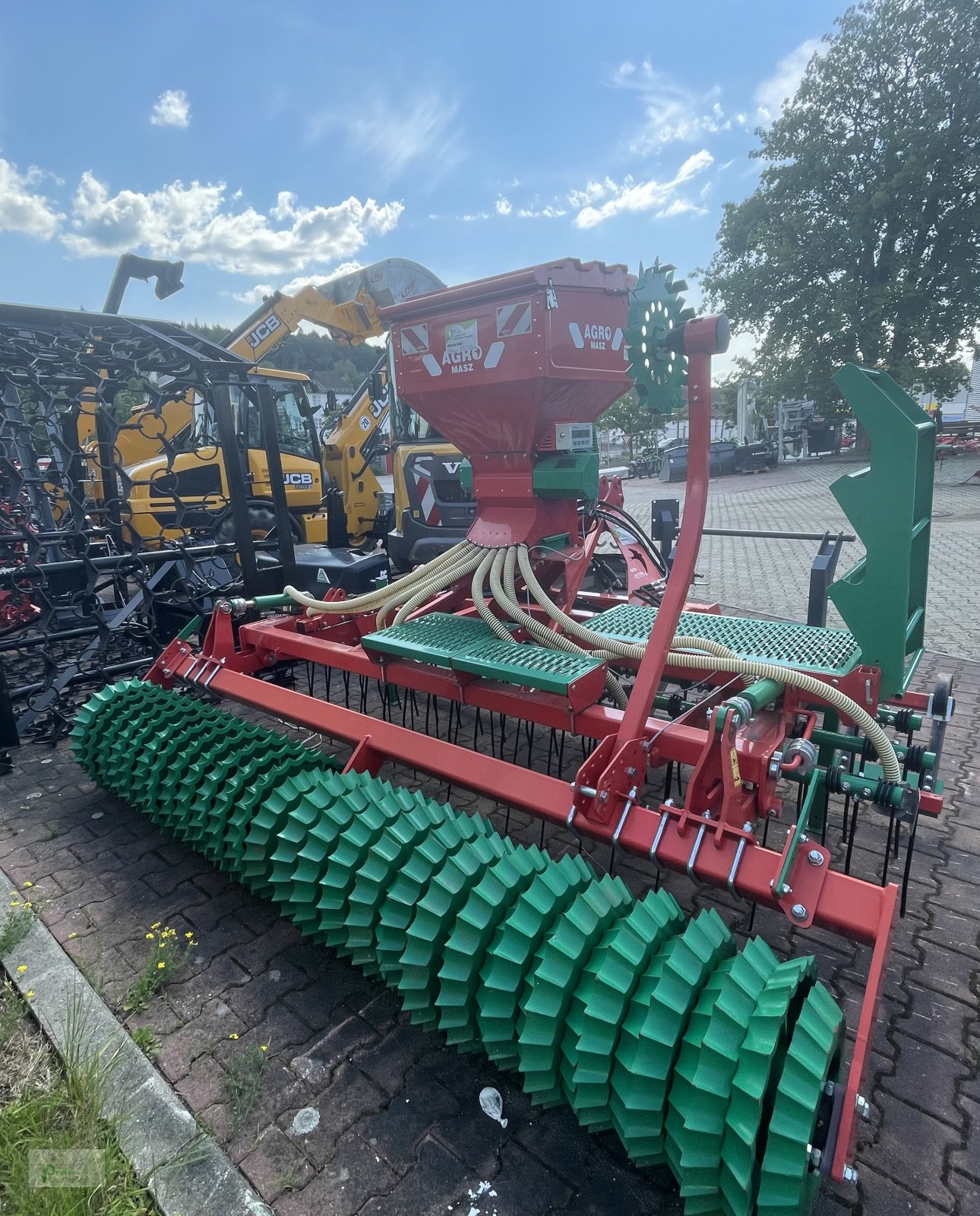 Striegel mit Nachsaateinrichtung van het type Agro-Masz Grass 300, Neumaschine in Bad Kötzting (Foto 3)