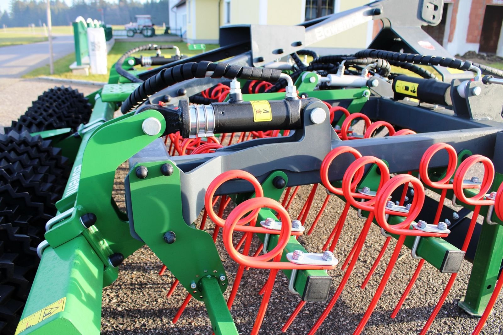 Striegel mit Nachsaateinrichtung del tipo Awemak ProGrasser 300 mit APV PS200 M1, Neumaschine In Neukirchen am Walde  (Immagine 8)