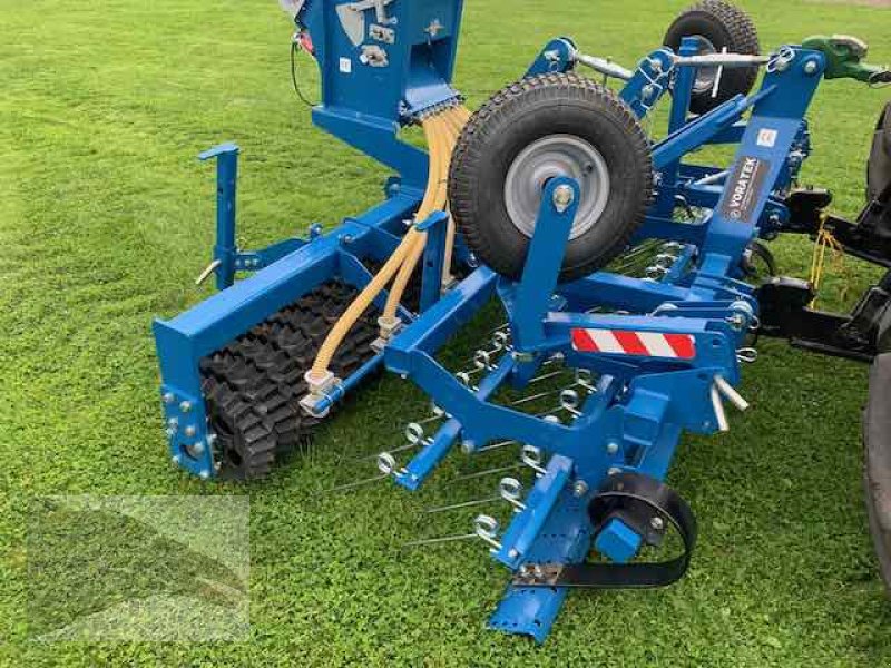 Striegel mit Nachsaateinrichtung des Typs Grassmix 3.0 Plus Bergedition Sternwalze Striegel, Neumaschine in Hermannsburg (Bild 10)