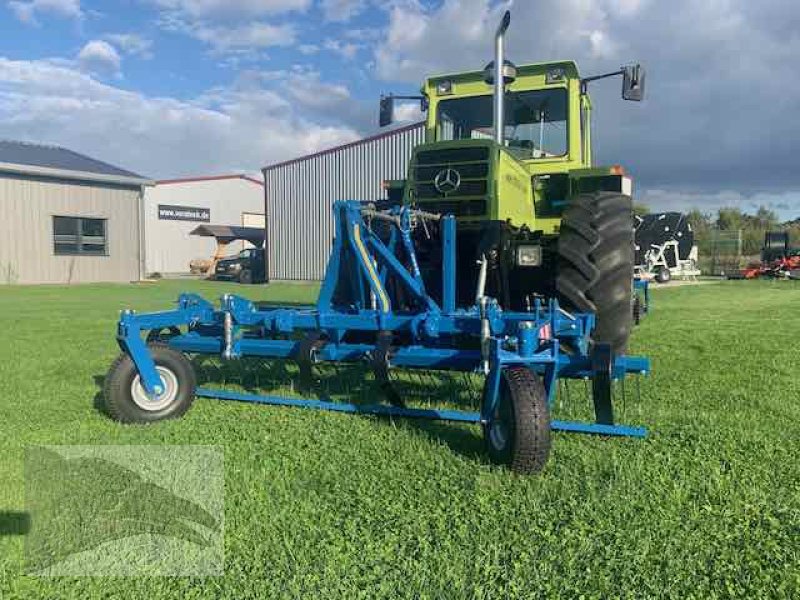 Striegel mit Nachsaateinrichtung tip Grassmix Grünlandstriegel mit Crossboard Berg Edition 3m, Neumaschine in Hermannsburg (Poză 14)