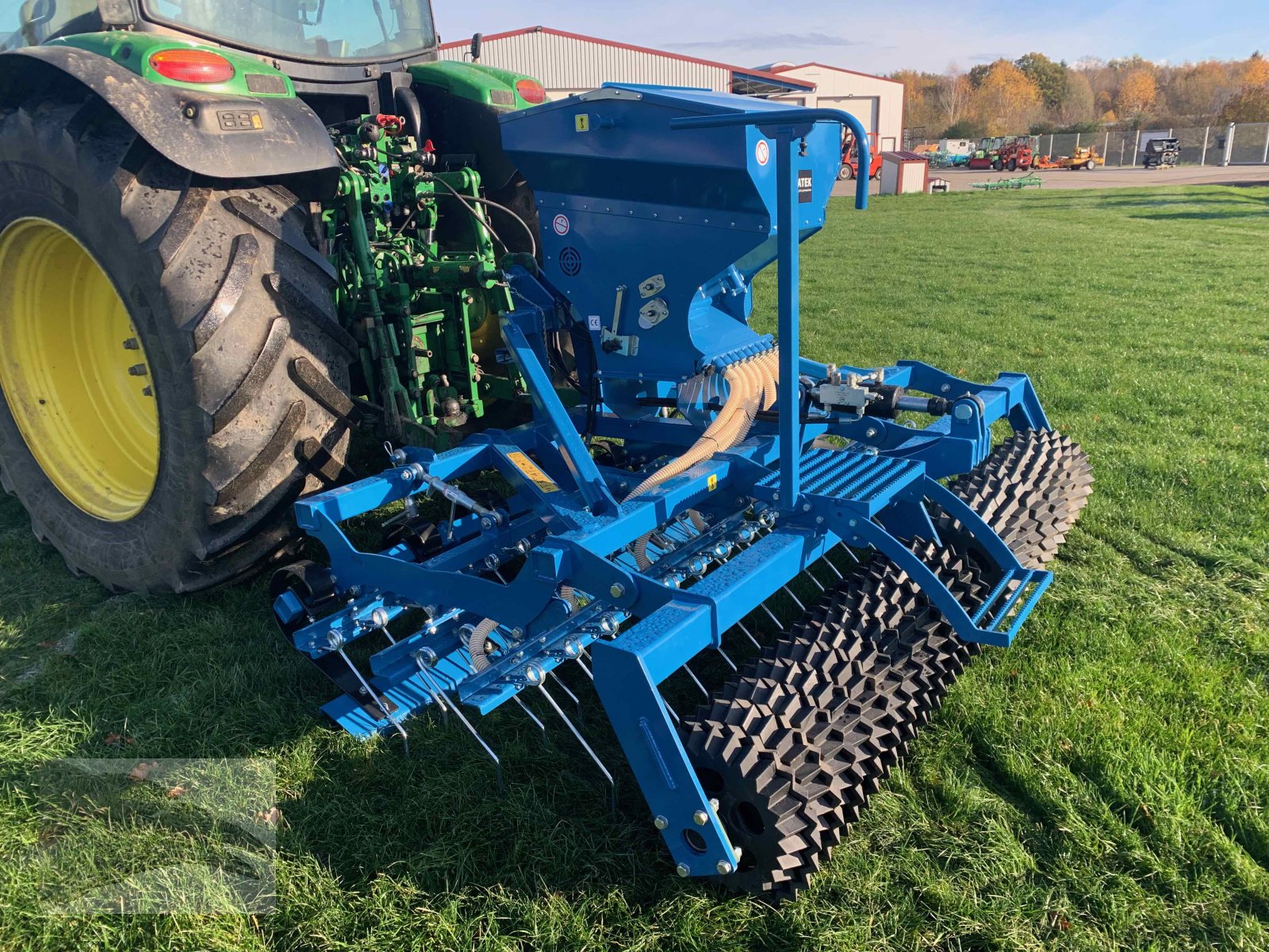 Striegel mit Nachsaateinrichtung типа Grassmix Wiesenstriegel 3m mit Sternwalze, Neumaschine в Hermannsburg (Фотография 4)