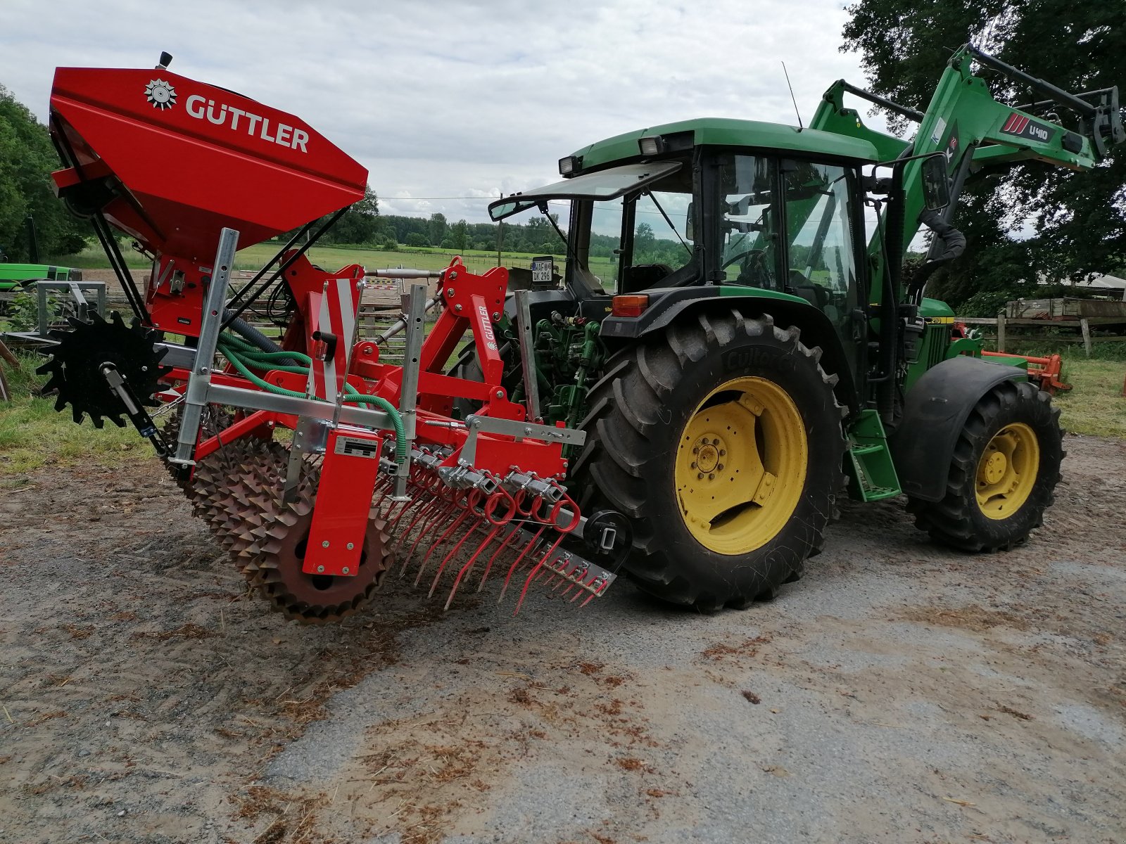 Striegel mit Nachsaateinrichtung del tipo Güttler Green Master 300, Gebrauchtmaschine In Münster (Immagine 3)