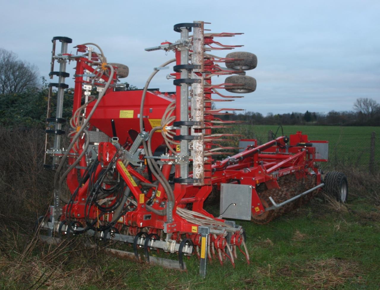 Striegel mit Nachsaateinrichtung typu Güttler Green Master 600 & Mayor 640, Gebrauchtmaschine v Könnern (Obrázek 1)