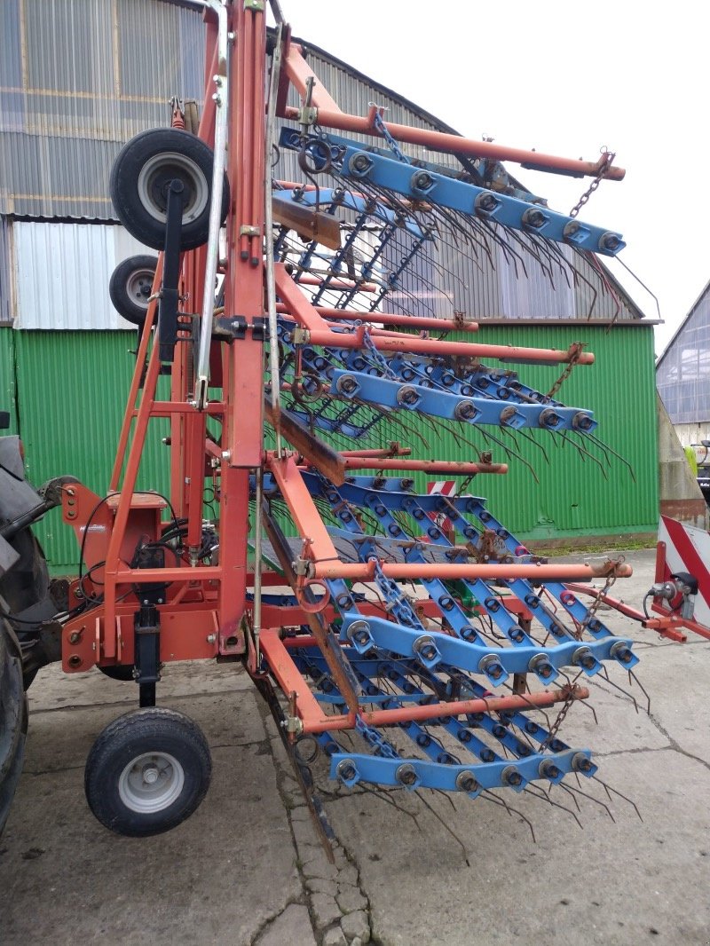 Striegel mit Nachsaateinrichtung tip Hatzenbichler 12m + Air16, Gebrauchtmaschine in Liebenwalde (Poză 1)