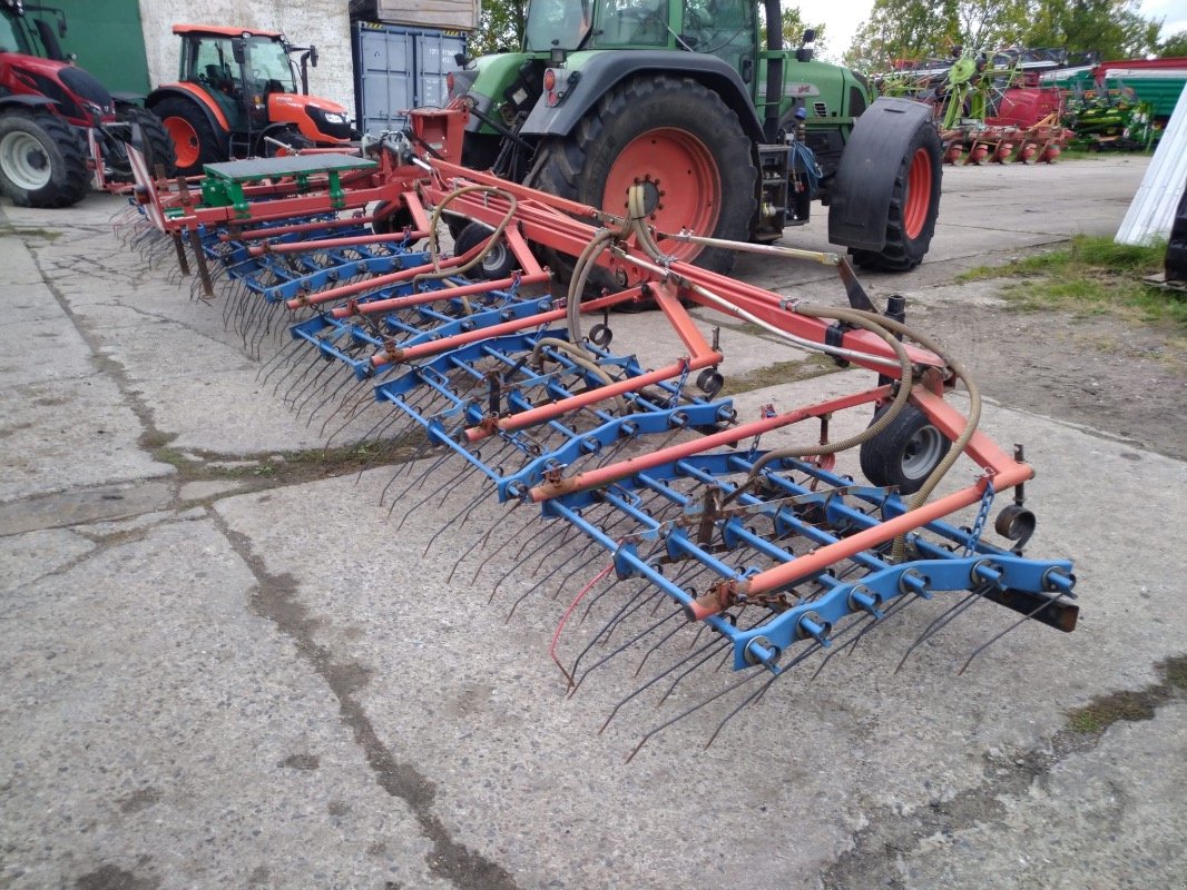 Striegel mit Nachsaateinrichtung tip Hatzenbichler 12m + Air16, Gebrauchtmaschine in Liebenwalde (Poză 27)