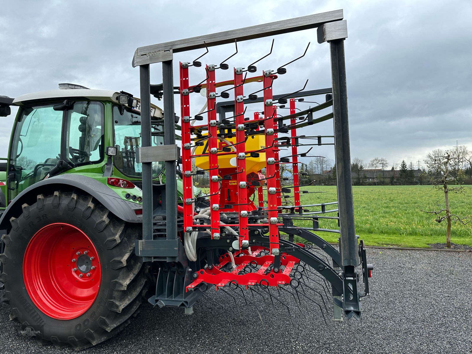 Striegel mit Nachsaateinrichtung typu Saphir Grünlandstriegel GS 603 mit APV Nachsaatstreuer, Gebrauchtmaschine v Rankweil (Obrázek 12)