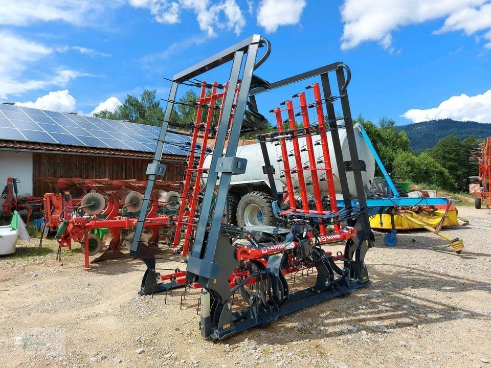 Striegel mit Nachsaateinrichtung tip Saphir GS 803, Neumaschine in Bad Kötzting (Poză 1)