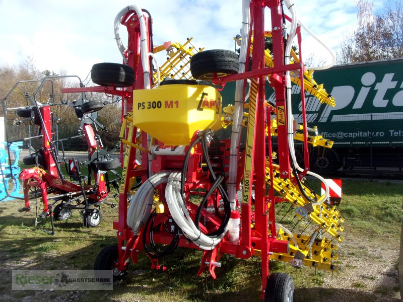 Striegel des Typs APV Ackerstriegel APV AS 1200 mit Sägerät PS 300 M1, Neumaschine in Nördlingen