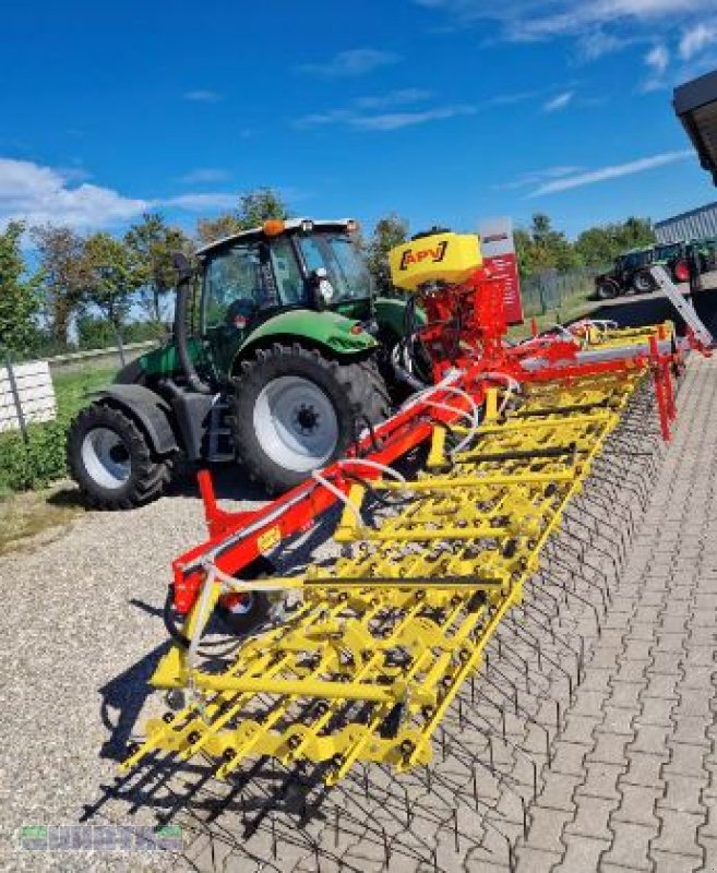 Striegel des Typs APV 1200 Ackerstriegel auch mit Sägerät PS 300 M 1, Neumaschine in Buchdorf (Bild 4)