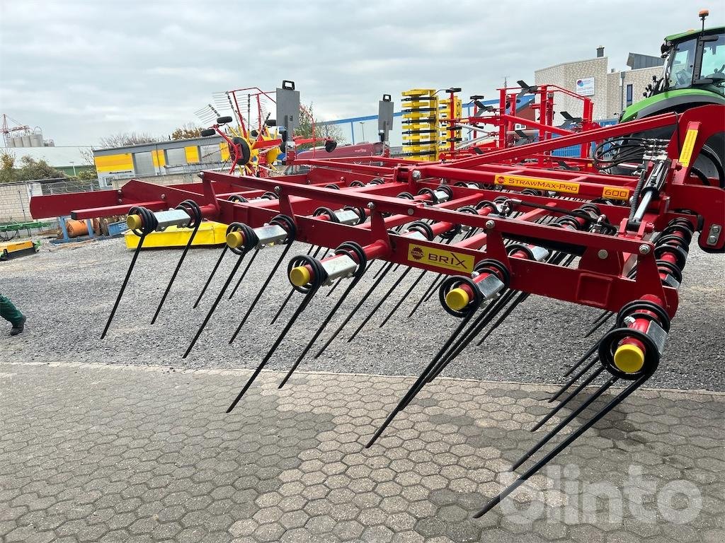 Striegel van het type Brix Straw Max Pro 600, Gebrauchtmaschine in Düsseldorf (Foto 3)