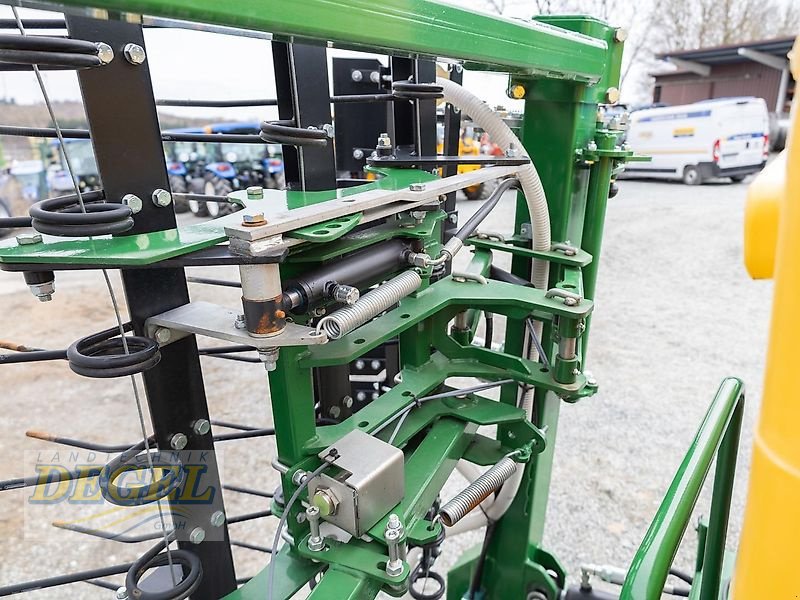 Striegel tipa Düvelsdorf Green Rake expert 6 m, Vorführmaschine u Feilitzsch (Slika 10)