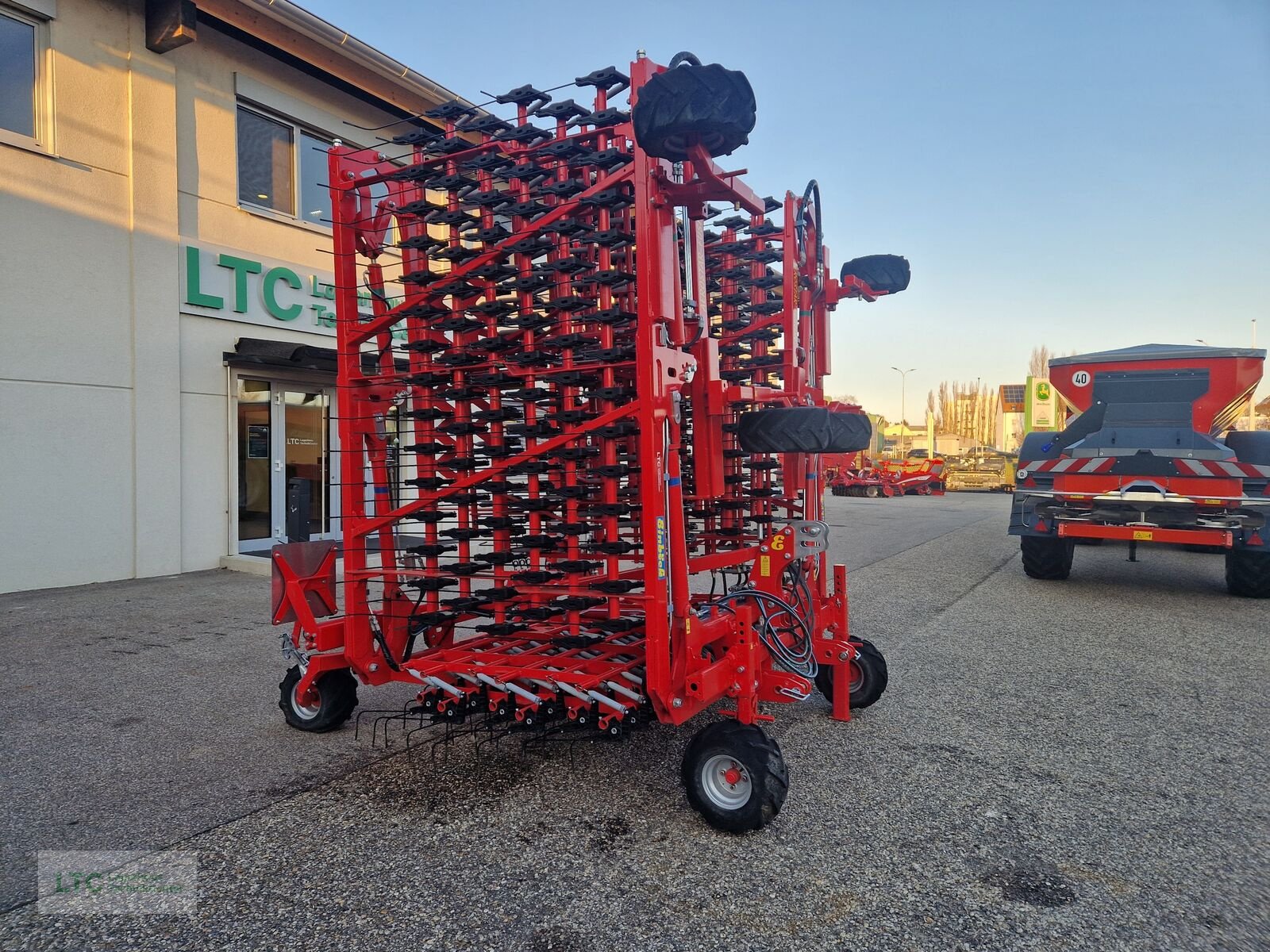 Striegel van het type Einböck Aerostar Fusion 1200, Vorführmaschine in Korneuburg (Foto 7)