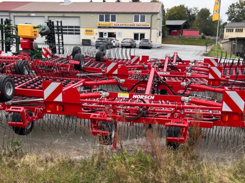 Striegel del tipo Horsch Cura 12 ST, Neumaschine en Ebersbach (Imagen 1)