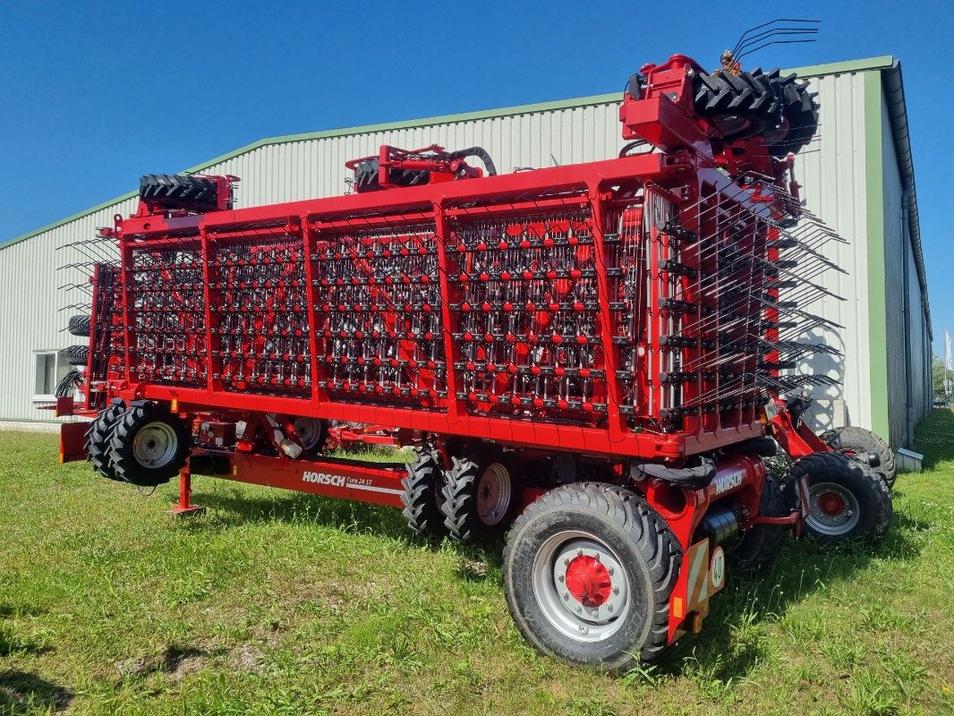 Striegel Türe ait Horsch Cura 24 ST, Neumaschine içinde Neubrandenburg (resim 2)