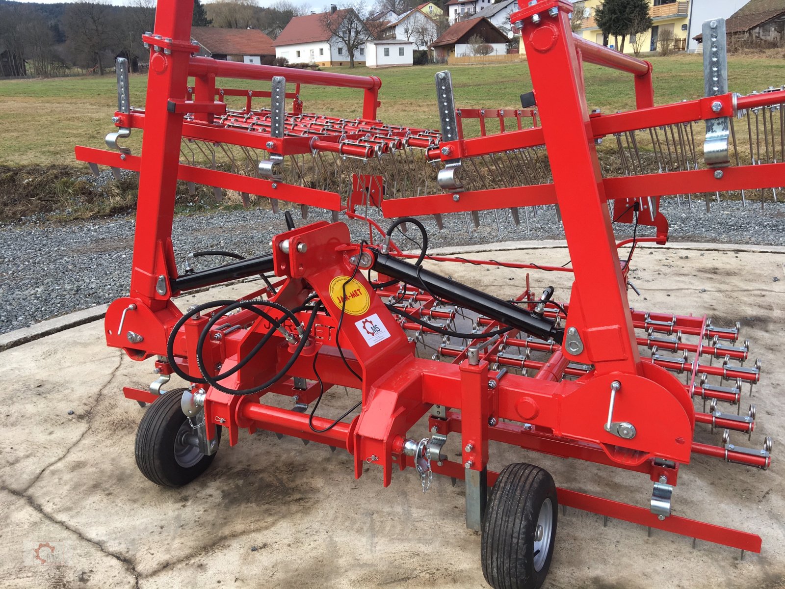 Striegel типа Jar-Met 9m mit Crossboard Wiesenstriegel, Neumaschine в Tiefenbach (Фотография 2)