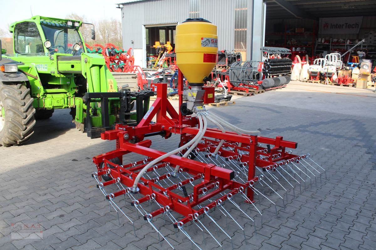 Striegel van het type Sonstige SAT Wiesenstriegel+Nachsaattechnik, Neumaschine in Eberschwang (Foto 1)