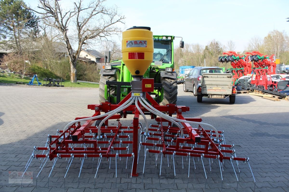 Striegel van het type Sonstige SAT Wiesenstriegel+Nachsaattechnik, Neumaschine in Eberschwang (Foto 4)