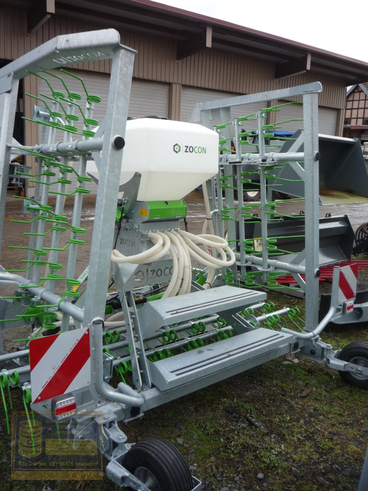 Striegel du type Zocon Unkraustriegel, Grünlandstriegel Greenkeeper 6, Neumaschine en Pfarrweisach (Photo 16)