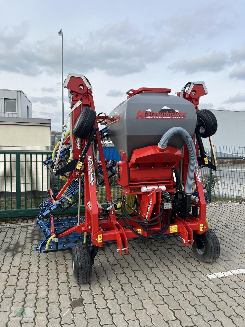 Striegeltechnik & Hacktechnik του τύπου Hatzenbichler 9,00m "Air 16" 7mm, Neumaschine σε Münchberg (Φωτογραφία 2)