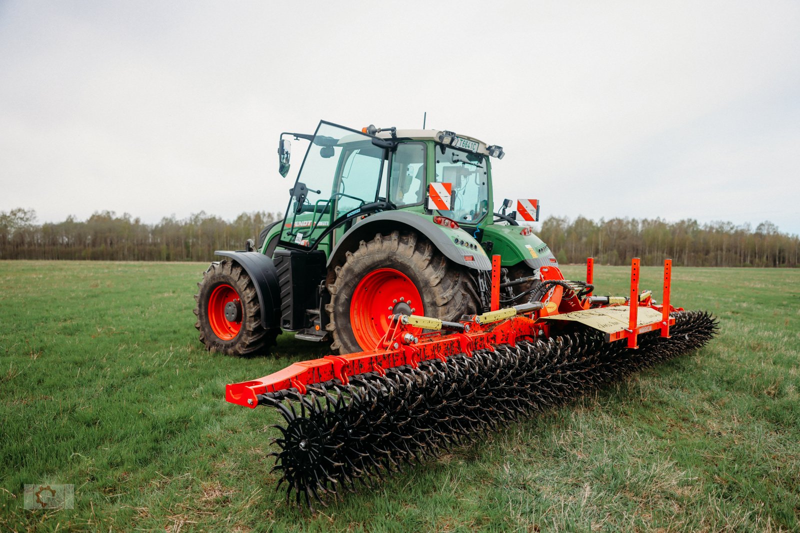 Striegeltechnik & Hacktechnik van het type Jar-Met 9m Rollhacke Rotorstriegel Rollstriegel 900, Neumaschine in Tiefenbach (Foto 2)