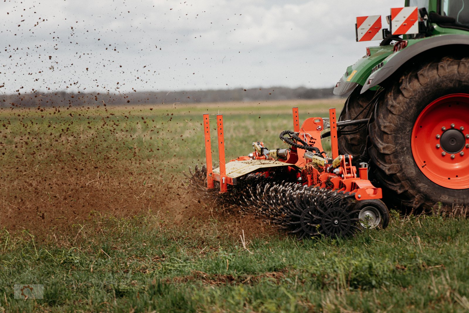 Striegeltechnik & Hacktechnik a típus Jar-Met 9m Rollhacke Rotorstriegel Rollstriegel 900, Neumaschine ekkor: Tiefenbach (Kép 12)