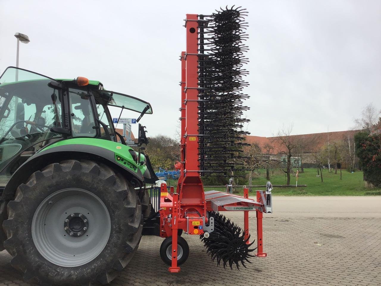 Striegeltechnik & Hacktechnik del tipo Pöttinger ROTOCARE V 8000, Neumaschine en Burgbernheim (Imagen 3)