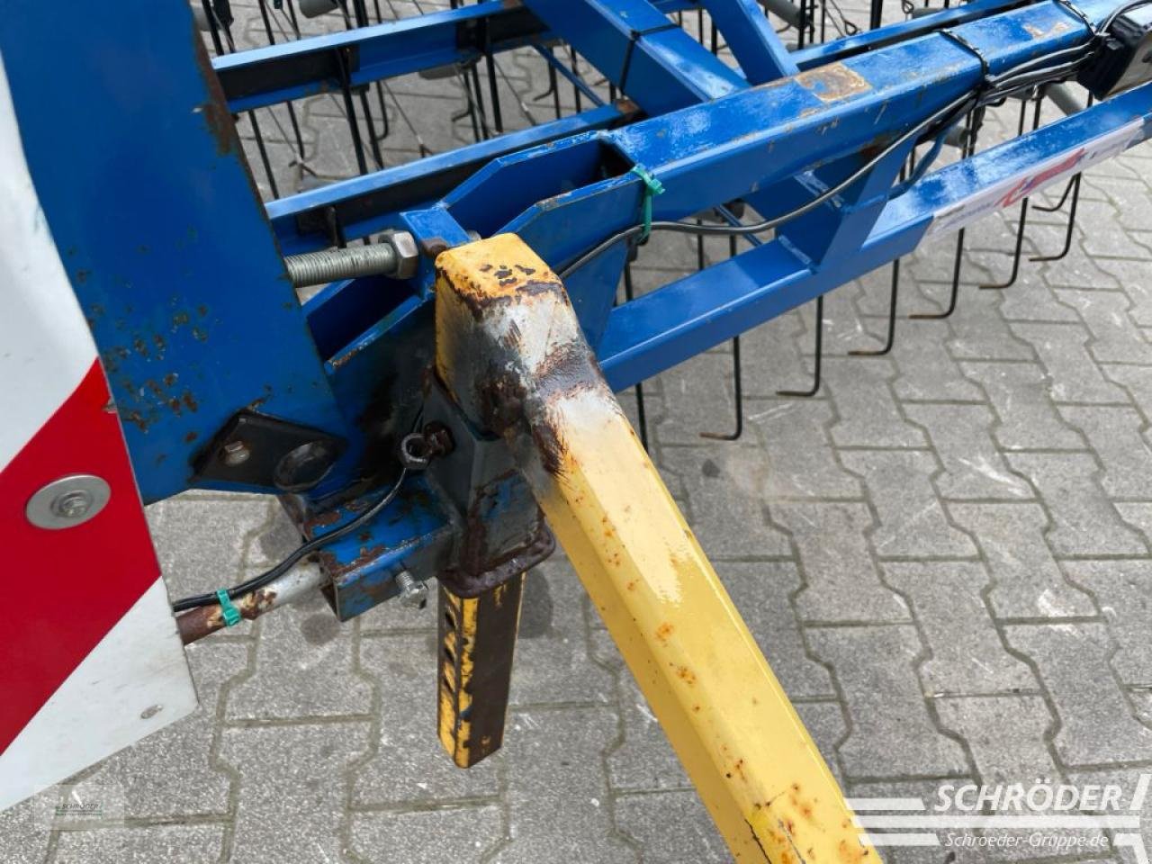 Striegeltechnik & Hacktechnik van het type Treffler PRÄZISIONSHACKSTRIEGEL TS 1220, Gebrauchtmaschine in Wildeshausen (Foto 16)