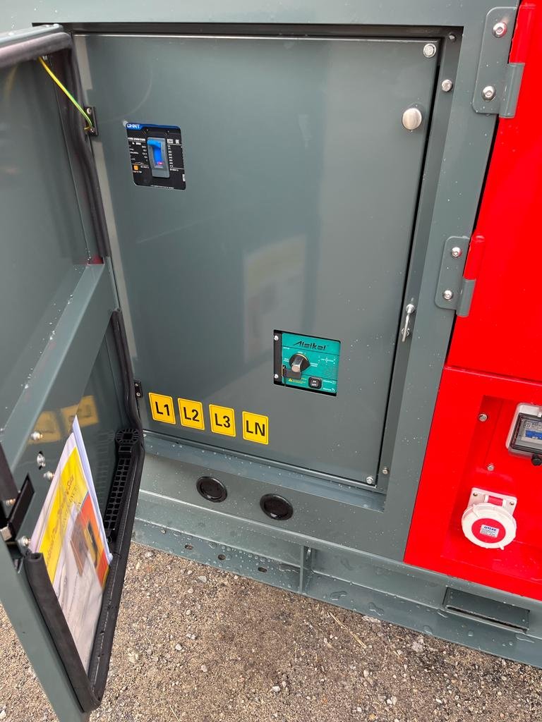 Stromerzeuger tip Bauer GFS-120KW, Gebrauchtmaschine in Neureichenau (Poză 11)