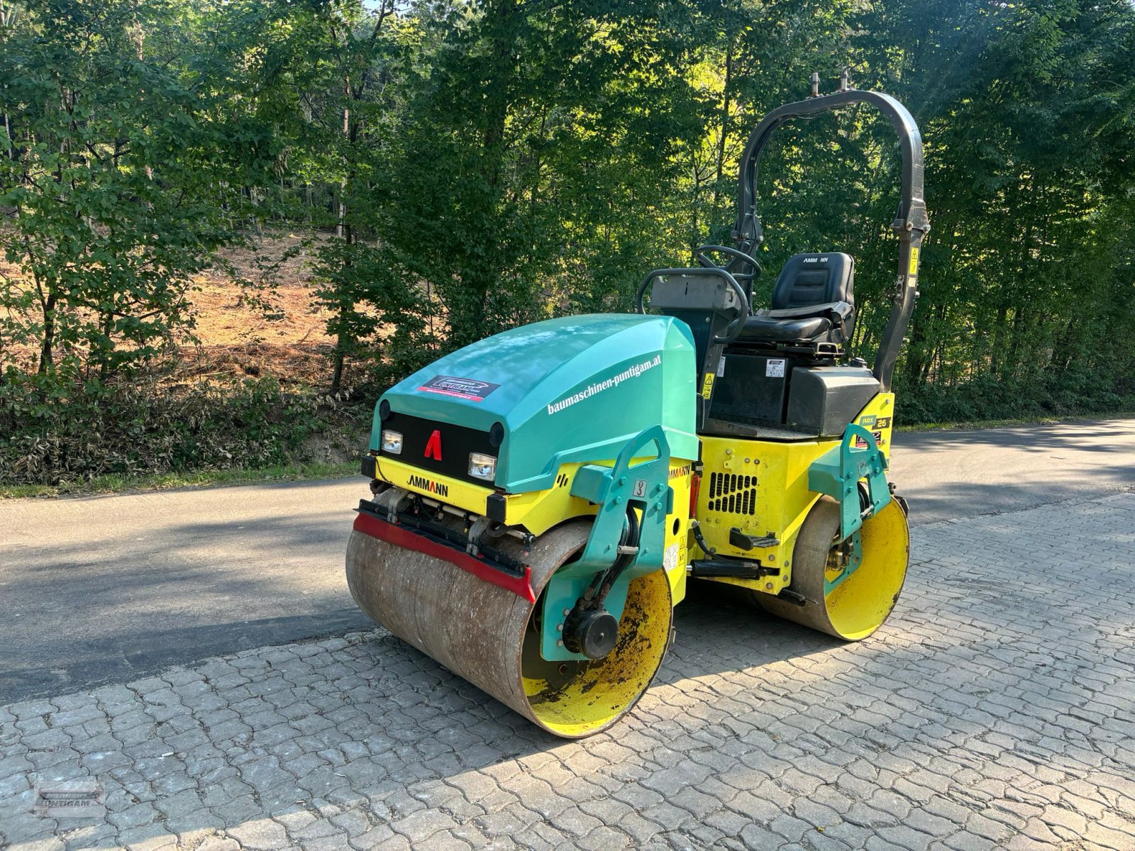 Tandemvibrationswalze des Typs Ammann ARX 26, Gebrauchtmaschine in Deutsch - Goritz (Bild 5)