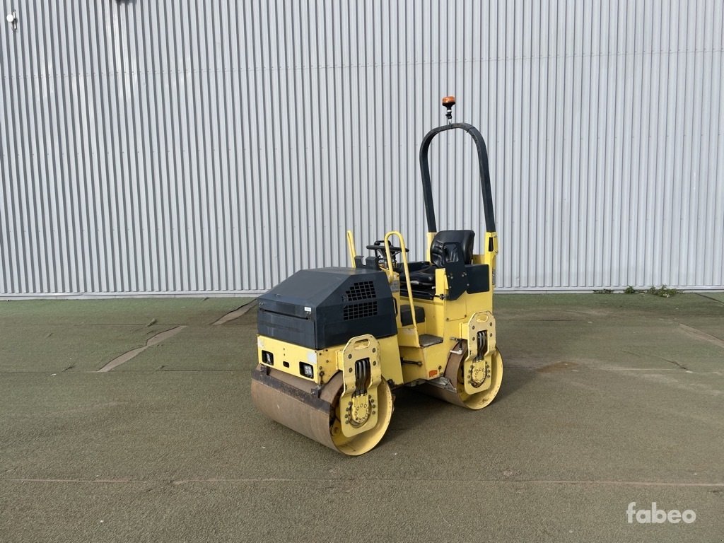 Tandemvibrationswalze van het type Bomag BW 100, Gebrauchtmaschine in Arlöv (Foto 1)