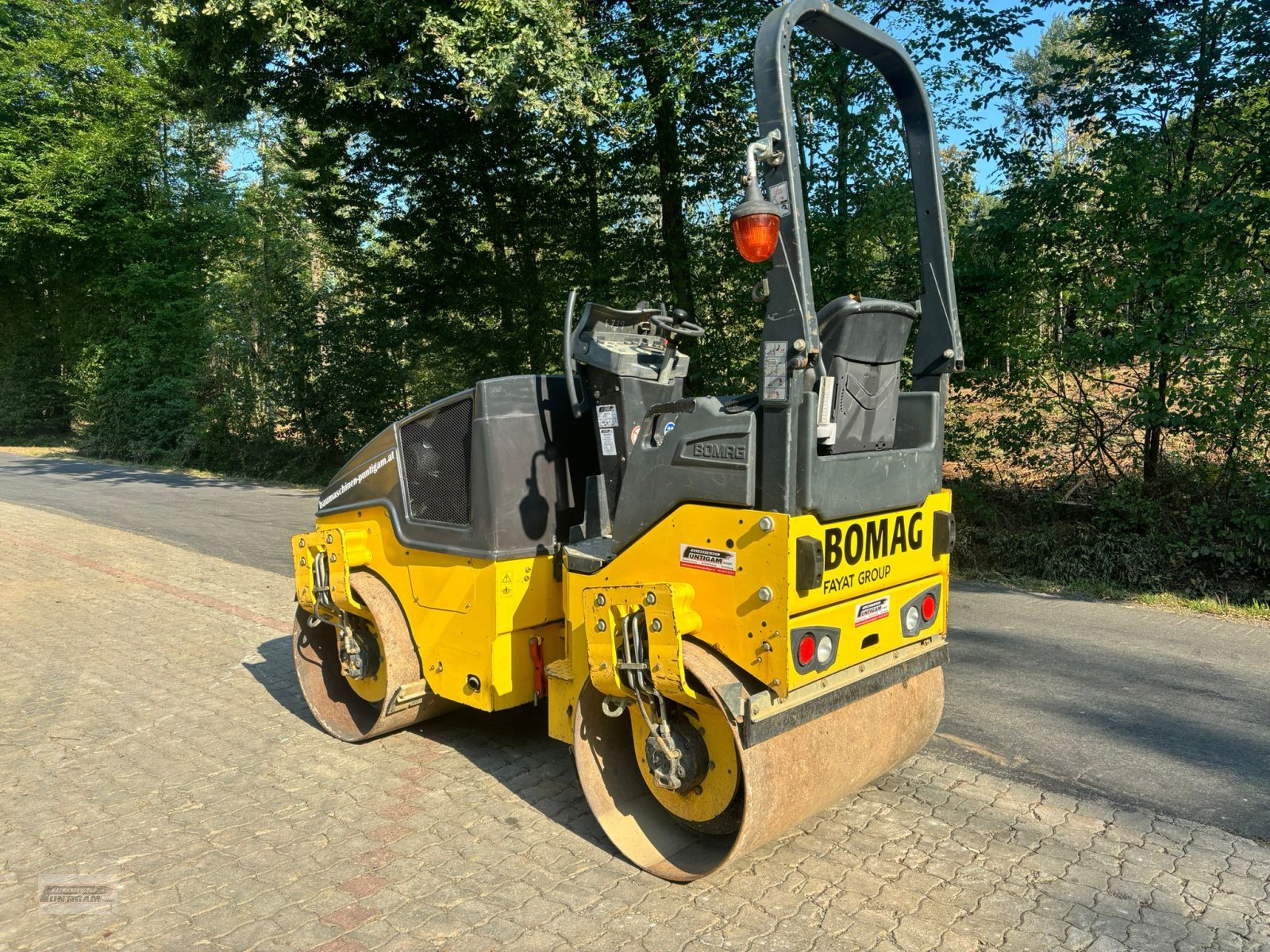 Tandemvibrationswalze des Typs Bomag BW 120 AD-5, Gebrauchtmaschine in Deutsch - Goritz (Bild 5)